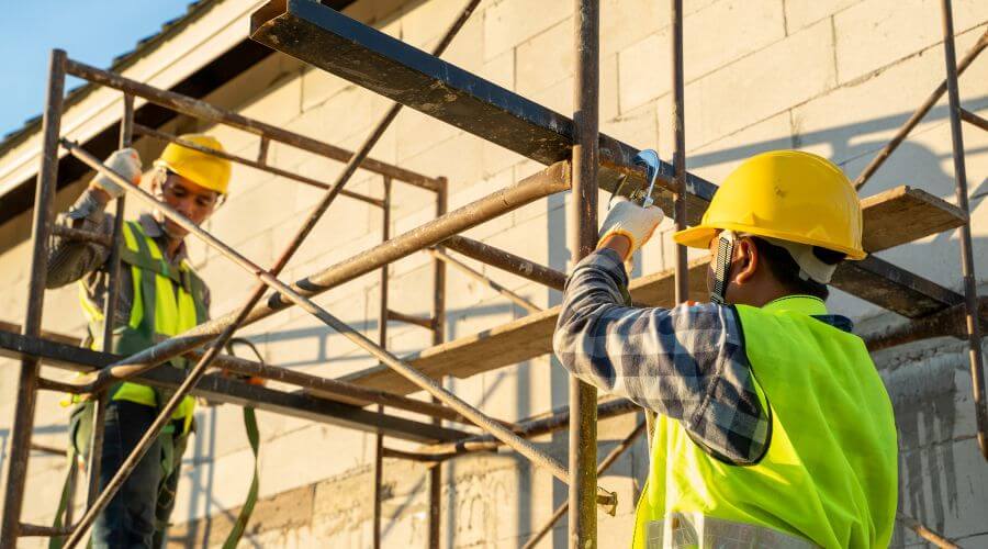 Professional fairlawn roofing services in Blackstone, IL